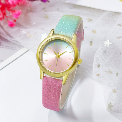 Colección de Cynthia: Reloj Casual con Cinturón Chic